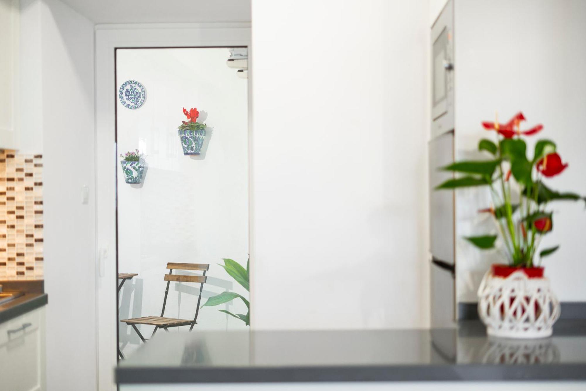 Warm Central Apartment Albayzin - Free Parking 15 Min Away غرناطة المظهر الخارجي الصورة